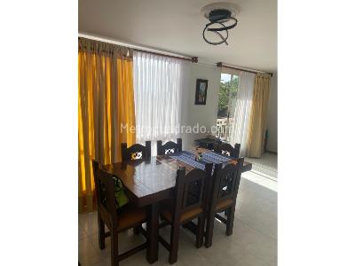Apartamento de 3 alcobas en venta en Loma De Los Bernal, Medellín, 100 m² · foto 7 de 14