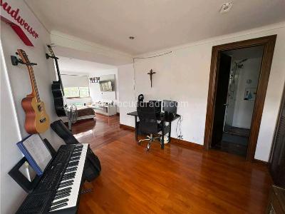 Apartamento en venta en San Lucas Poblado, Medellín · foto 17 de 20
