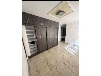 Casa de 3 alcobas en venta en La Floresta, Medellín, 114 m² · foto 5 de 10