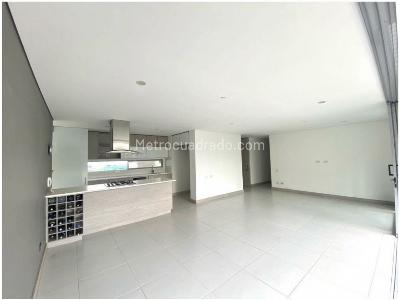 Apartamento de 3 alcobas en venta en Envigado, Envigado, 150 m² · foto 5 de 13