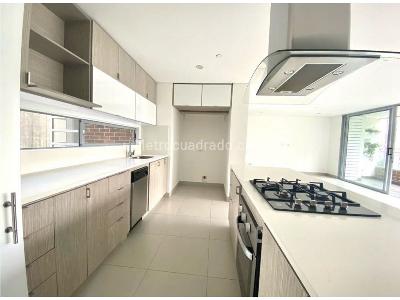 Apartamento de 3 alcobas en venta en Envigado, Envigado, 150 m² · foto 6 de 13