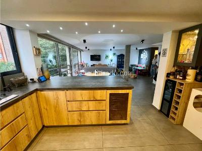 Apartamento de 3 alcobas en venta en El Poblado, Medellín, 248 m² · foto 11 de 20