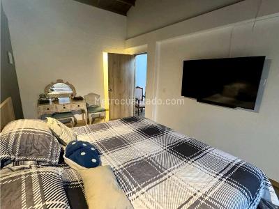 Apartamento de 3 alcobas en venta en El Poblado, Medellín, 248 m² · foto 13 de 20