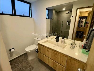 Apartamento de 3 alcobas en venta en El Poblado, Medellín, 248 m² · foto 16 de 20