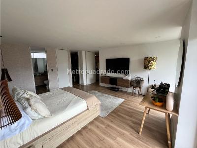 Apartamento de 2 alcobas en venta en El Poblado, Medellín, 144 m² · foto 16 de 20
