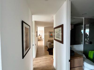 Apartamento de 2 alcobas en venta en El Poblado, Medellín, 144 m² · foto 19 de 20
