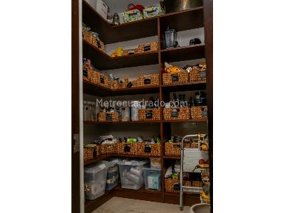 Apartamento de 4 alcobas en venta en Los Balsos Poblado, Medellín, 311 m² · foto 19 de 20