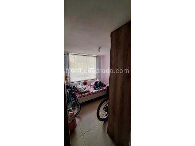 Apartamento de 3 alcobas en venta en Cámbulos, Manizales, 67 m² · foto 4 de 10