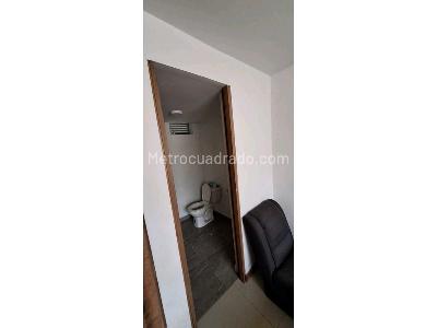 Apartamento de 3 alcobas en venta en Cámbulos, Manizales, 67 m² · foto 6 de 10