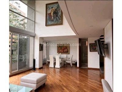 Apartamento de 2 alcobas en venta en El Poblado, Medellín, 160 m² · foto 2 de 19