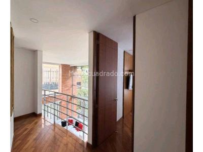 Apartamento de 2 alcobas en venta en El Poblado, Medellín, 160 m² · foto 7 de 19