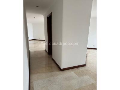 Apartamento en venta en Laureles, Medellín · foto 8 de 20