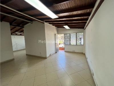 Casa de 5 alcobas en venta en Laureles, Medellín, 200 m² · foto 3 de 20