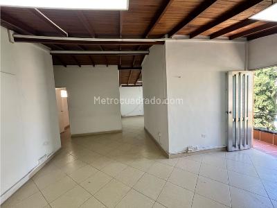 Casa de 5 alcobas en venta en Laureles, Medellín, 200 m² · foto 4 de 20