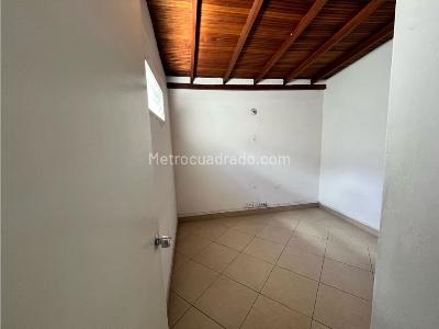 Casa de 5 alcobas en venta en Laureles, Medellín, 200 m² · foto 11 de 20