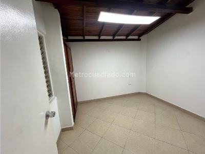 Casa de 5 alcobas en venta en Laureles, Medellín, 200 m² · foto 18 de 20