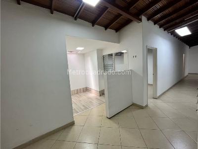 Casa de 5 alcobas en venta en Laureles, Medellín, 200 m² · foto 20 de 20