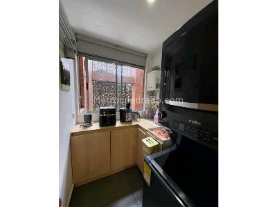 Apartamento de 3 alcobas en venta en Loma Del Chocho, Envigado, 98 m² · foto 12 de 14