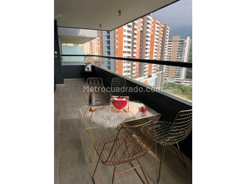 Piso – Envigado, barrio los naranjos, Valle de Aburrá - Vista 2
