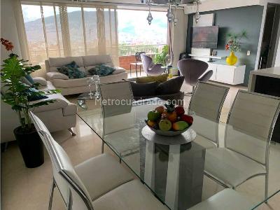 Apartamento en venta en Laureles, Medellín · foto 2 de 18