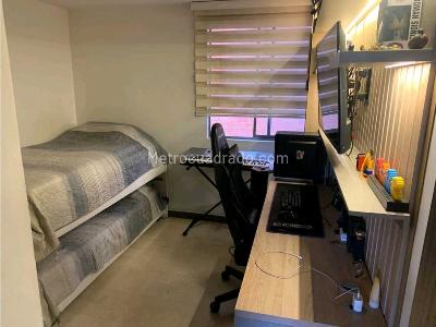 Apartamento en venta en Laureles, Medellín · foto 8 de 18