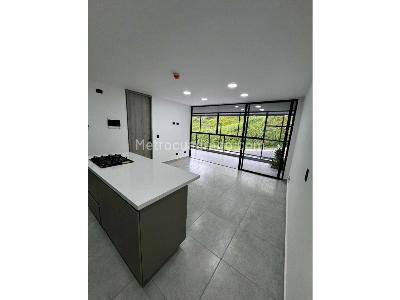 Piso – Envigado, barrio los naranjos, Valle de Aburrá