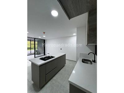 Apartamento en venta en Loma Del Escobero, Envigado · foto 5 de 20