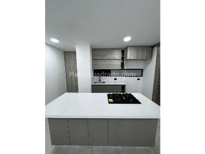 Apartamento en venta en Loma Del Escobero, Envigado · foto 8 de 20