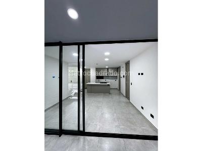 Apartamento en venta en Loma Del Escobero, Envigado · foto 14 de 20