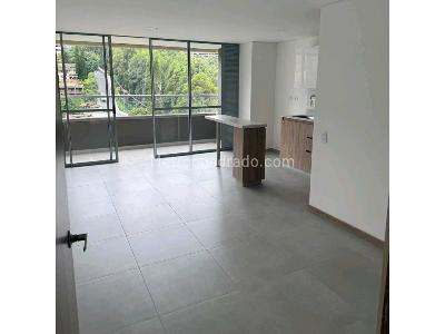 Apartamento de 2 alcobas en venta en San Jose, Sabaneta, 72 m² · foto 2 de 20