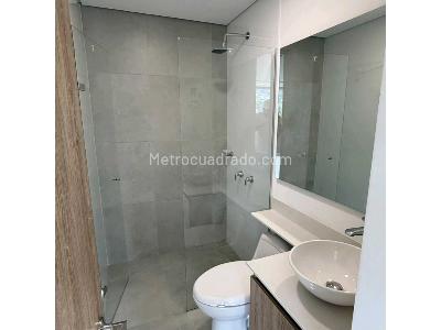 Apartamento de 2 alcobas en venta en San Jose, Sabaneta, 72 m² · foto 12 de 20