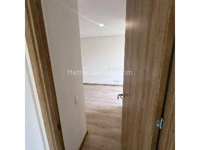 Apartamento de 2 alcobas en venta en San Jose, Sabaneta, 72 m² · foto 17 de 20