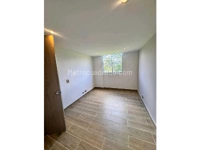 Apartamento de 2 alcobas en venta en Sabaneta, Sabaneta, 52 m² · foto 4 de 13