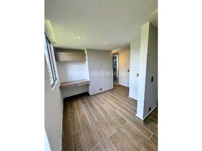 Apartamento de 2 alcobas en venta en Sabaneta, Sabaneta, 52 m² · foto 7 de 13