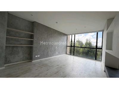 Apartamento de 1 alcoba en venta en Alto Las Palmas, Envigado, 76 m² · foto 3 de 18