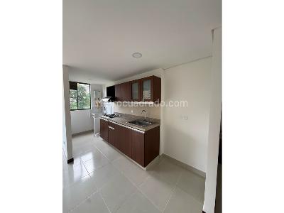 Apartamento de 3 alcobas en venta en Rodeo Alto Belen, Medellín, 70 m² · foto 7 de 20