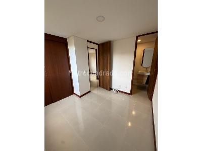 Apartamento de 3 alcobas en venta en Rodeo Alto Belen, Medellín, 70 m² · foto 15 de 20