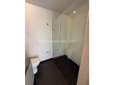 Apartamento de 2 alcobas en venta en El Poblado, Medellín, 108 m² · foto 17 de 20