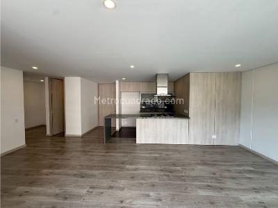 Apartamento de 2 alcobas en venta en El Poblado, Medellín, 108 m² · foto 9 de 20
