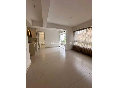 Apartamento de 2 alcobas en venta en Sabaneta, Sabaneta, 80 m² · foto 2 de 20