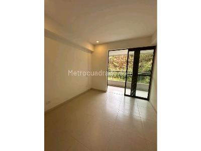 Apartamento de 2 alcobas en venta en Sabaneta, Sabaneta, 80 m² · foto 6 de 20