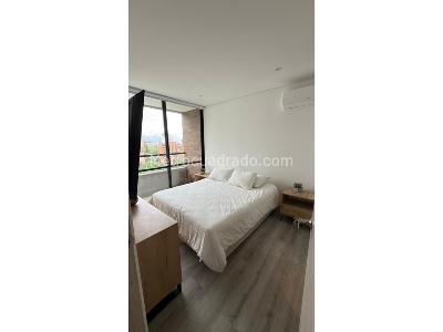Apartamento de 2 alcobas en venta en La Linde Poblado, Medellín, 60 m² · foto 5 de 6
