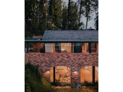 Casa de 3 alcobas en venta en Alto Las Palmas, Envigado, 1100 m² · foto 3 de 15
