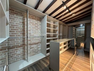 Casa de 5 alcobas en venta en Alto Las Palmas, Envigado, 1650 m² · foto 7 de 20