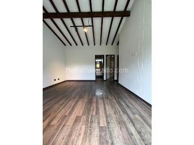 Casa de 5 alcobas en venta en Alto Las Palmas, Envigado, 1650 m² · foto 8 de 20