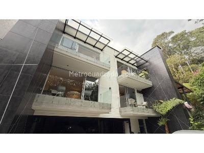 Casa de 4 alcobas en venta en Las Palmas, Medellín, 1500 m² · foto 3 de 20