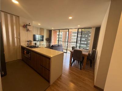Apartamento de 3 alcobas en venta en Trianon Envigado, Envigado, 84 m² · foto 2 de 14