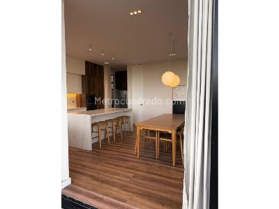 Casa de 3 alcobas en venta en Loma Del Escobero, Envigado, 270 m² · foto 4 de 17