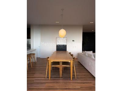 Casa de 3 alcobas en venta en Loma Del Escobero, Envigado, 270 m² · foto 5 de 17