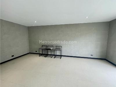 Apartamento de 5 alcobas en venta en El Poblado, Medellín, 270 m² · foto 7 de 19